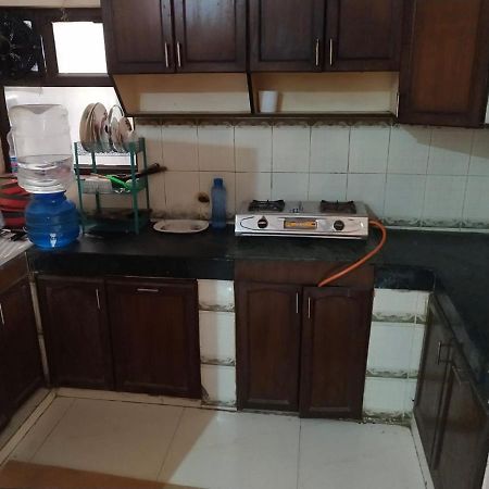 Mufis Homestay, Emerald Compound, New Palam Vihar-2 Gurgaon Exterior photo