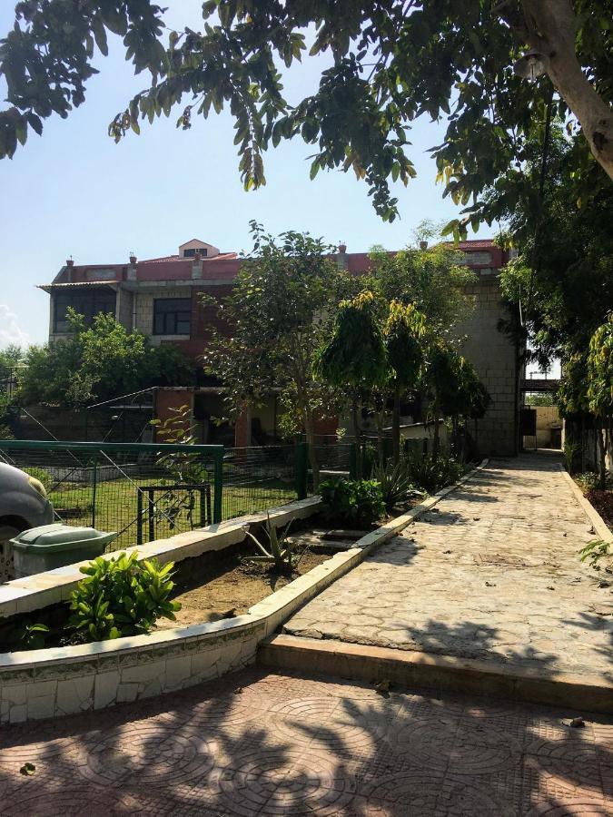 Mufis Homestay, Emerald Compound, New Palam Vihar-2 Gurgaon Exterior photo